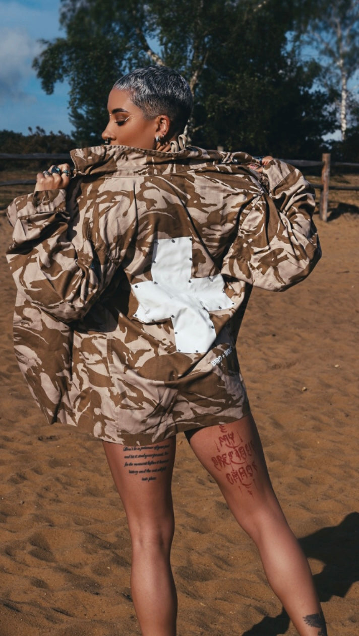 White Cross Desert Camo