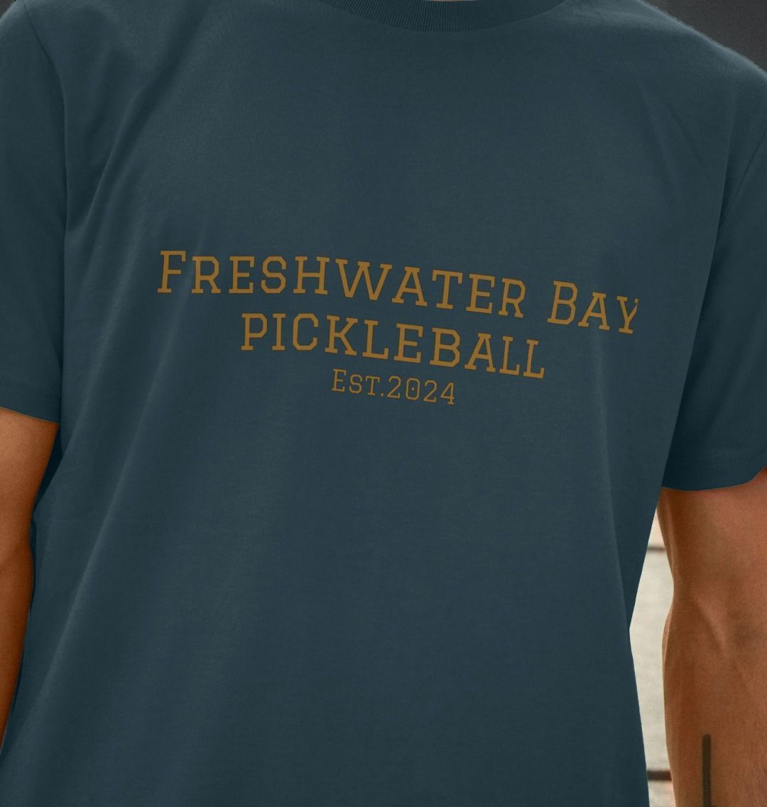 Camiseta clásica de pickleball de Freshwater Bay